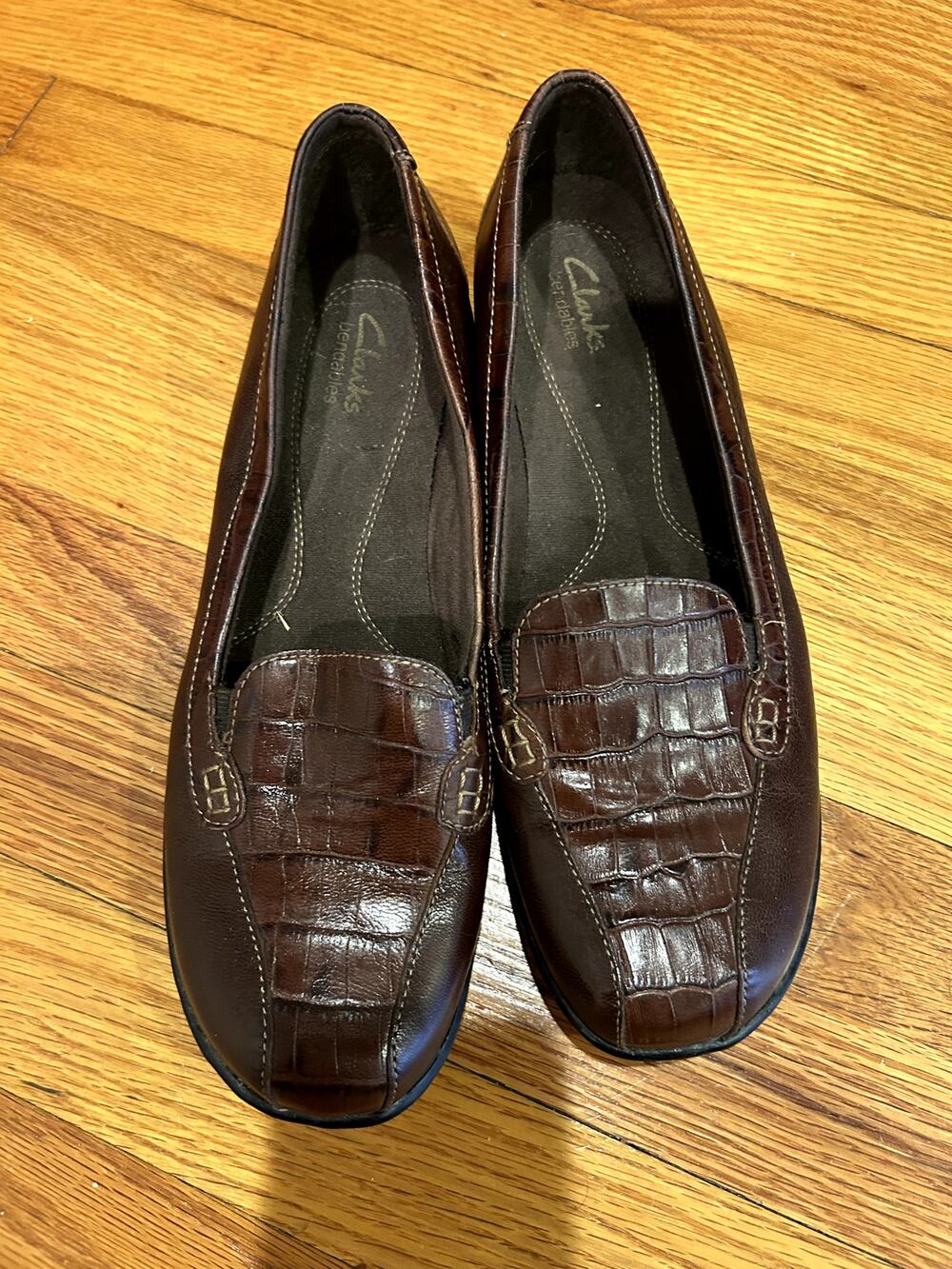 Women's Clarks Bendables Bayou Brown Crocodile Embossed Leather Size 10 Wide